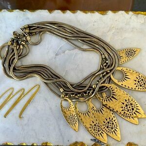 Vintage Lucky Brand Gold Necklace!